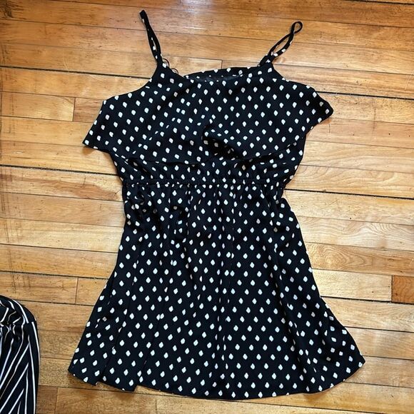 Bundle of Three Women’s Short Lightweight Summer Dresses Size L - Picture 4 of 7